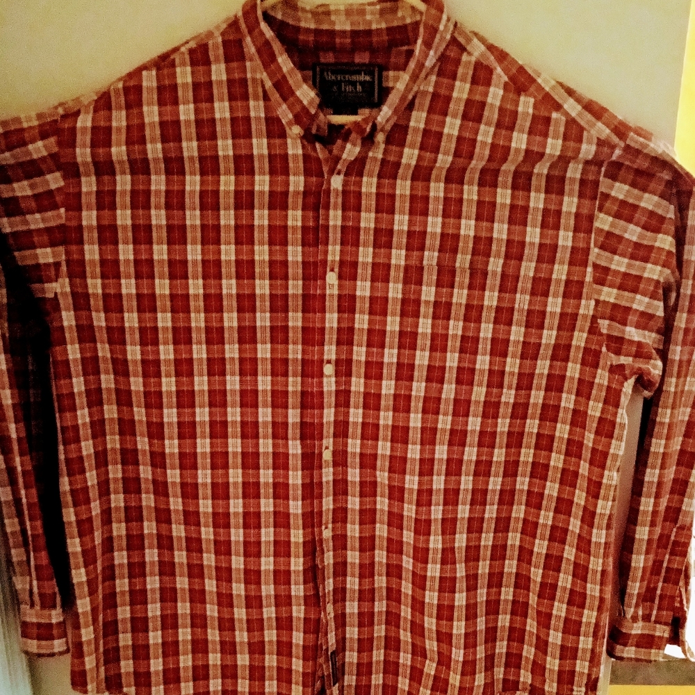 Abercrombie & Fitch long sleeve button-down collar shirt